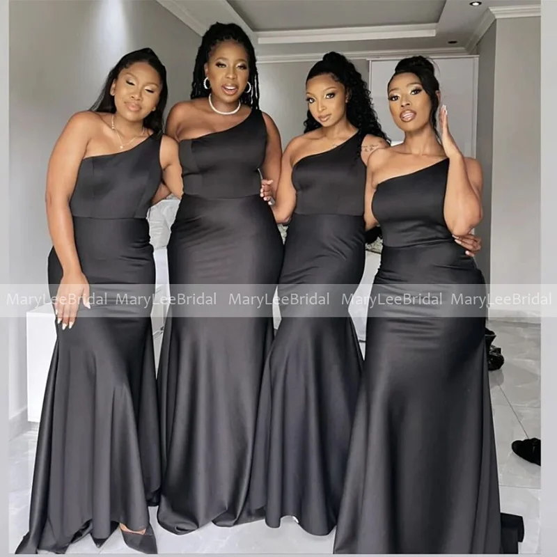 Simple One Shoulder Black Bridesmaid Dresses for Women Plus Size Satin Mermaid Long Wedding Party Dress robes invitée mariage
Simple One Shoulder Black Bridesmaid Dresses for Women Plus Size Satin Mermaid Long Wedding Party Dress robes invitée mariage