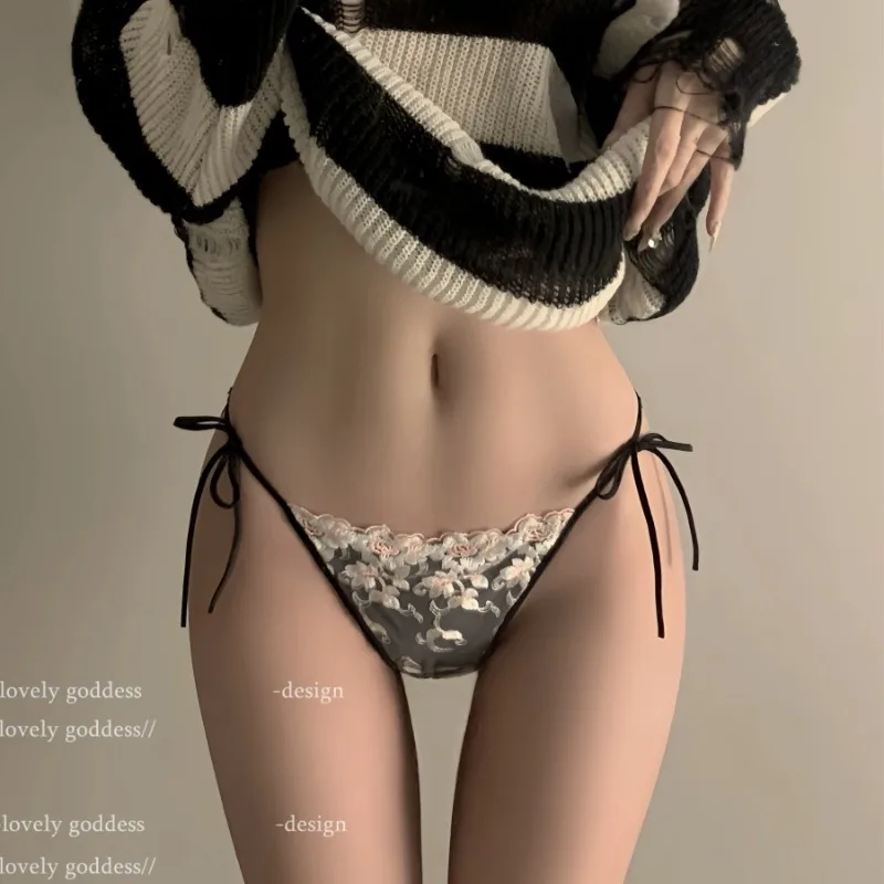 Flower Fairy Sweet Lace-up Mesh Breathable Embroidery Pure Desire Girl Panties Thong Sexy Briefs Smooth and Soft Quick-dry New
Flower Fairy Sweet Lace-up Mesh Breathable Embroidery Pure Desire Girl Panties Thong Sexy Briefs Smooth and Soft Quick-dry New