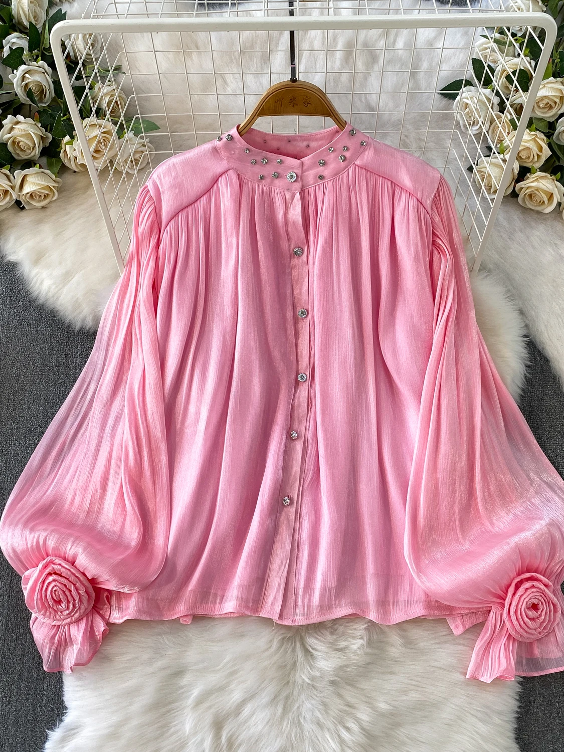 Elegant Fashion Diamond Embedded 3D Flower Lantern Sleeve Shirt Women Spring Autumn Lady Youthful Glowing Gauze Top
Elegant Fashion Diamond Embedded 3D Flower Lantern Sleeve Shirt Women Spring Autumn Lady Youthful Glowing Gauze Top