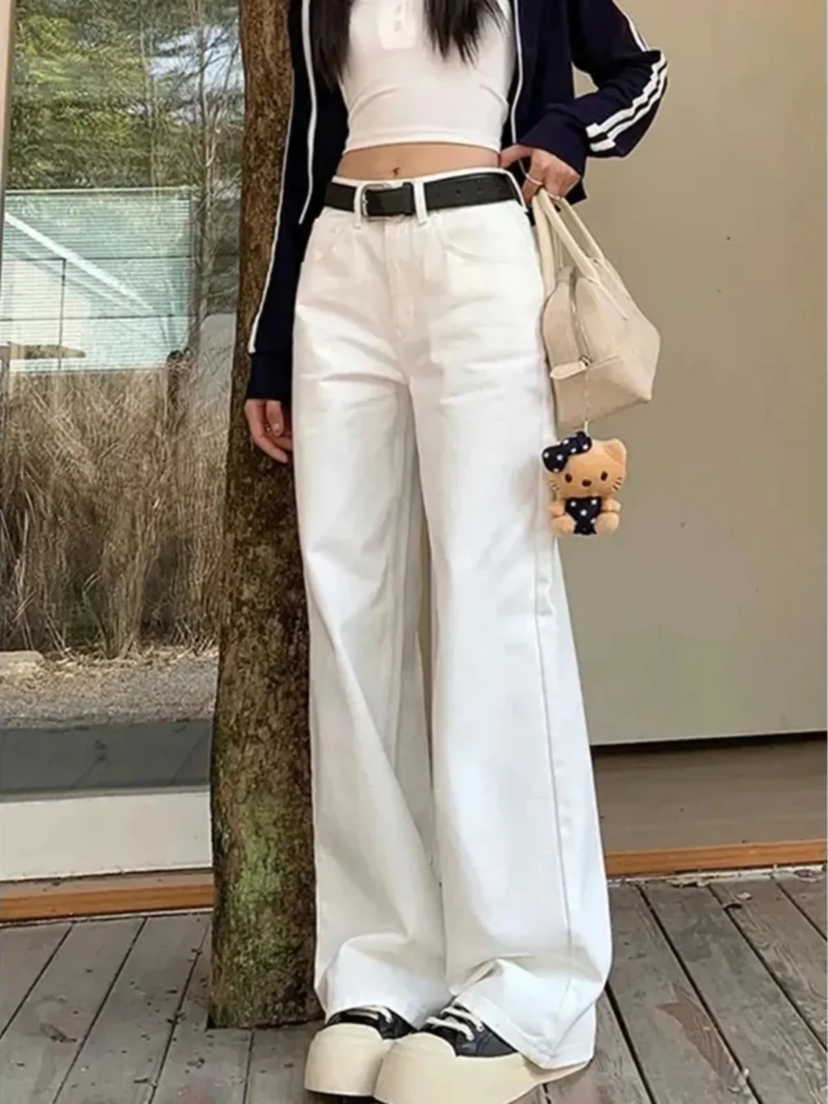 High Waist Loose Fit Straight Leg Denim Jeans Women's Vintage American Retro White Slimming Drapey Wide Leg Long Trousers
High Waist Loose Fit Straight Leg Denim Jeans Women's Vintage American Retro White Slimming Drapey Wide Leg Long Trousers