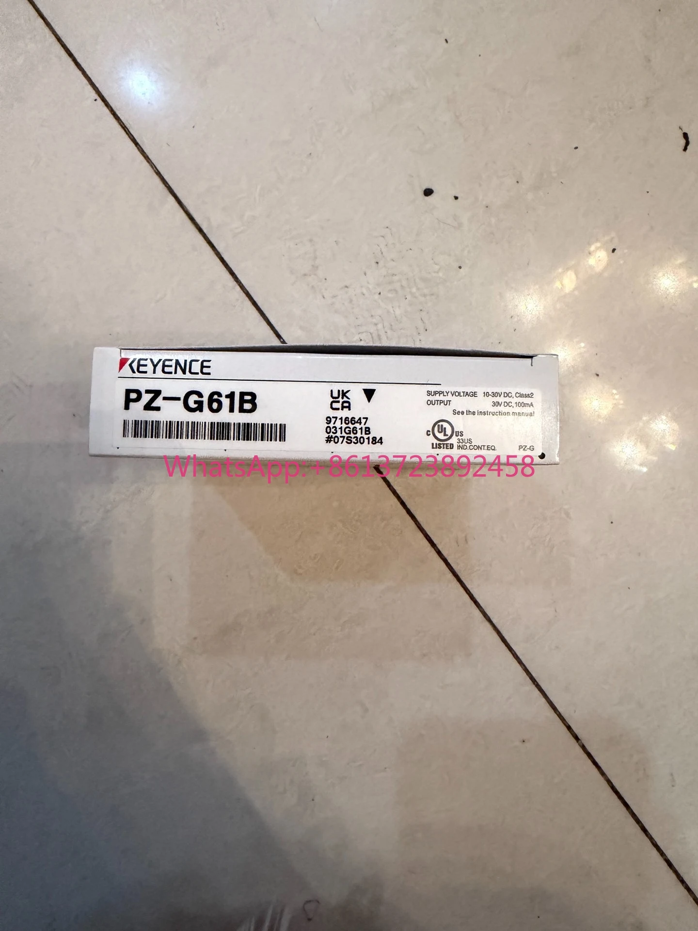 PZ-G61B KEYENCE photoelectric switch is brand new and original.
PZ-G61B KEYENCE photoelectric switch is brand new and original.