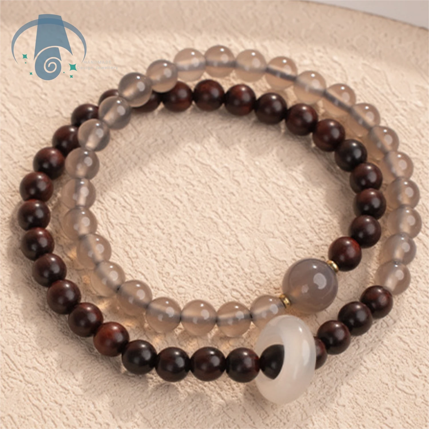 Natural pterocarpus santalinus Beads Bracelet with Gray Agate Stone Double Layer Ethnic Handmade Prayer Chain Chic Jewelry Gift 
Natural pterocarpus santalinus Beads Bracelet with Gray Agate Stone Double Layer Ethnic Handmade Prayer Chain Chic Jewelry Gift