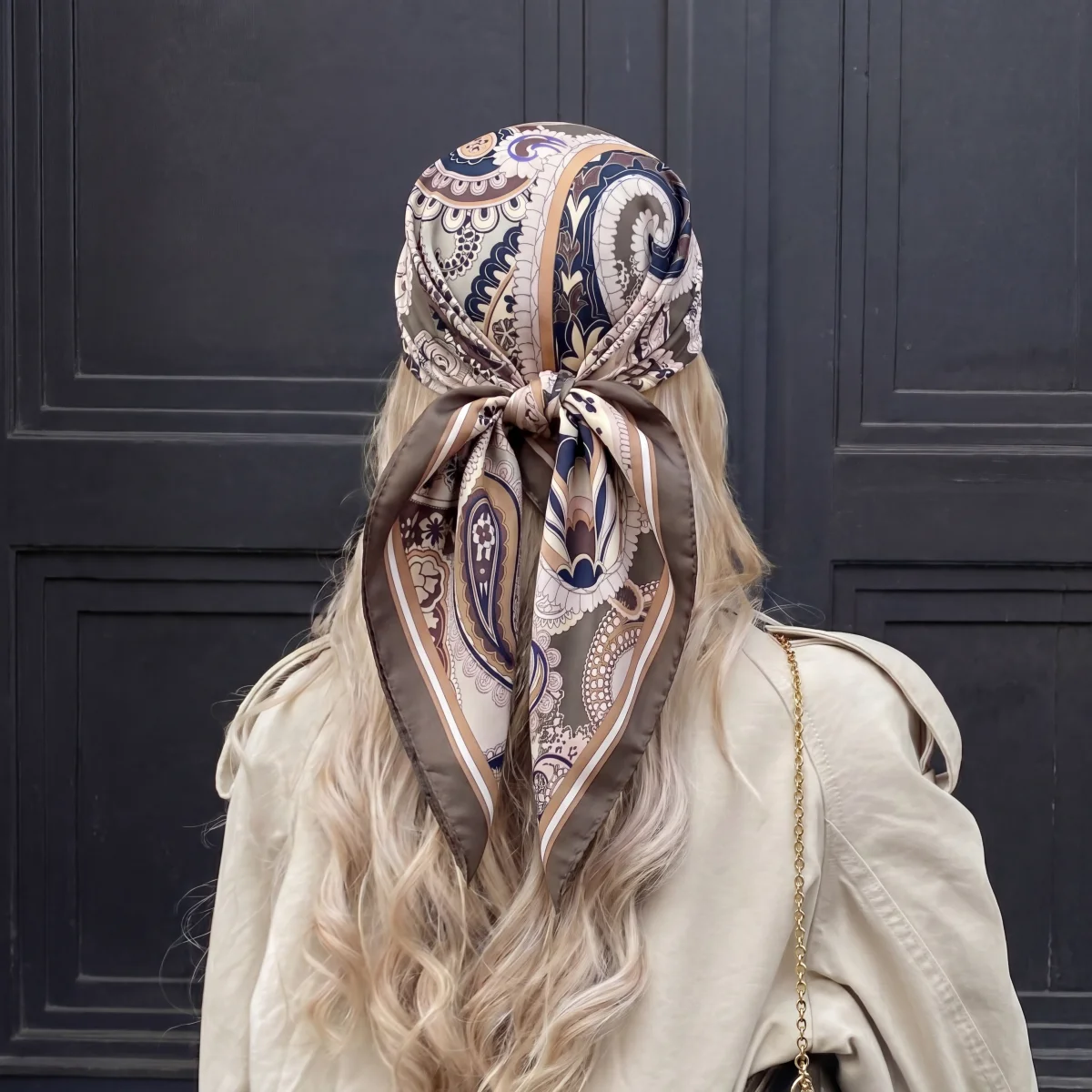 New Bandana Designer 70cm Silk Square Scarf Women Satin Shawl Wrap Hijab Female Hair Band Wrist Luxury Headkerchief Echarpe
New Bandana Designer 70cm Silk Square Scarf Women Satin Shawl Wrap Hijab Female Hair Band Wrist Luxury Headkerchief Echarpe