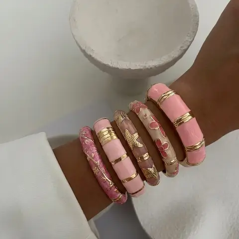Sweet Pink Enamel Dropped Glaze Flower Texture Bracelet For Women Retro Leaf Star Floral Embossed Zircon Bangle Party Jewelry