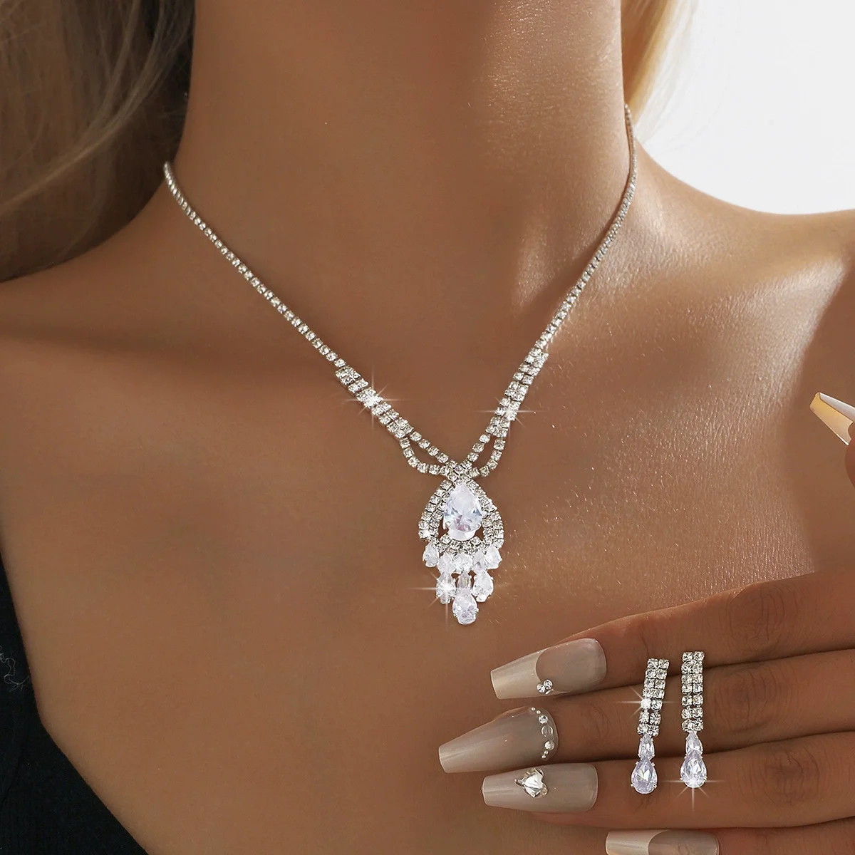 New zirconia stud earrings and necklace set - a luxurious jewelry collection for the modern lifestyle. Memorial Day gift
New zirconia stud earrings and necklace set - a luxurious jewelry collection for the modern lifestyle. Memorial Day gift