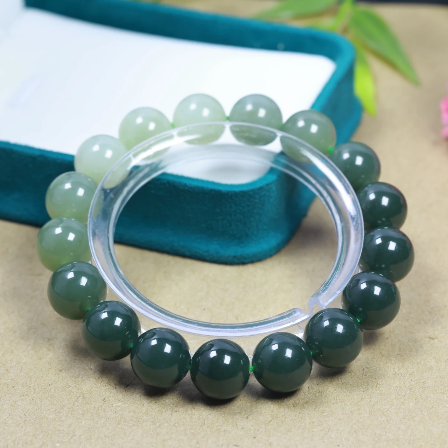 12mm Genuine China Nephrite Stone Green Hetian Jade Gradient Bracelet Men Women Certified Jewelry Gifts
12mm Genuine China Nephrite Stone Green Hetian Jade Gradient Bracelet Men Women Certified Jewelry Gifts