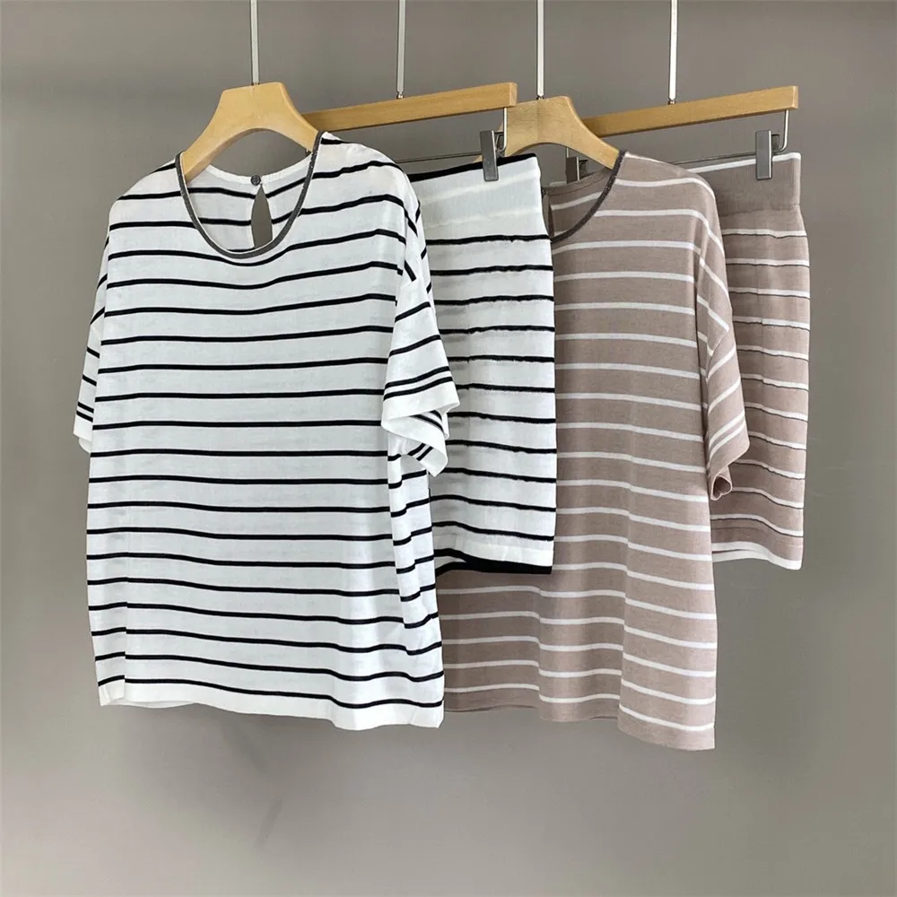 25 Spring/Summer New Silk Wool Round Neck Casual Versatile Short Sleeved T-shirt Top
25 Spring/Summer New Silk Wool Round Neck Casual Versatile Short Sleeved T-shirt Top