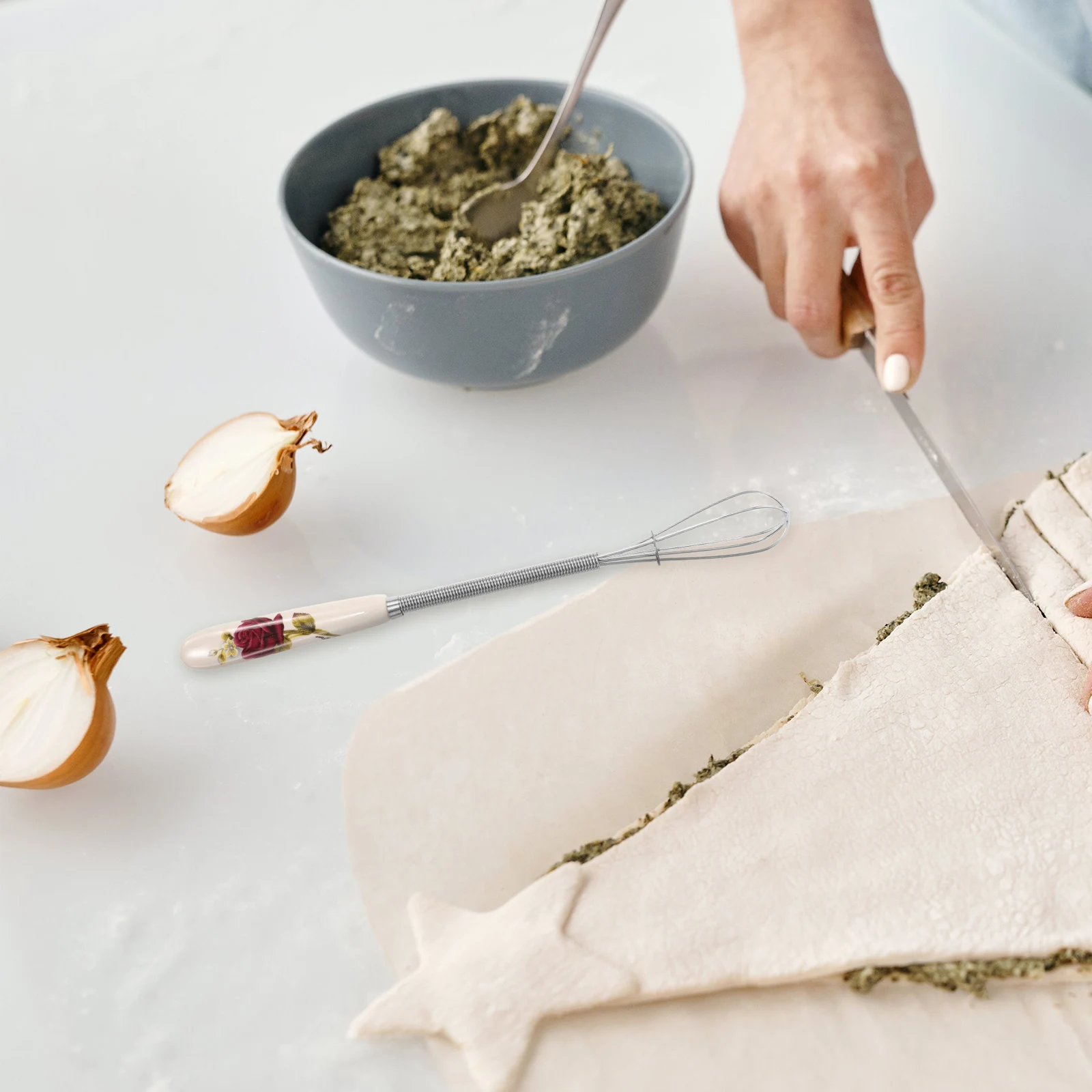 2Pcs Egg Whisk Stainless Steel Ceramic Handle Manual Kitchen Mixer for Beating Eggs Stirring Cream and Batter Cooking
2Pcs Egg Whisk Stainless Steel Ceramic Handle Manual Kitchen Mixer for Beating Eggs Stirring Cream and Batter Cooking