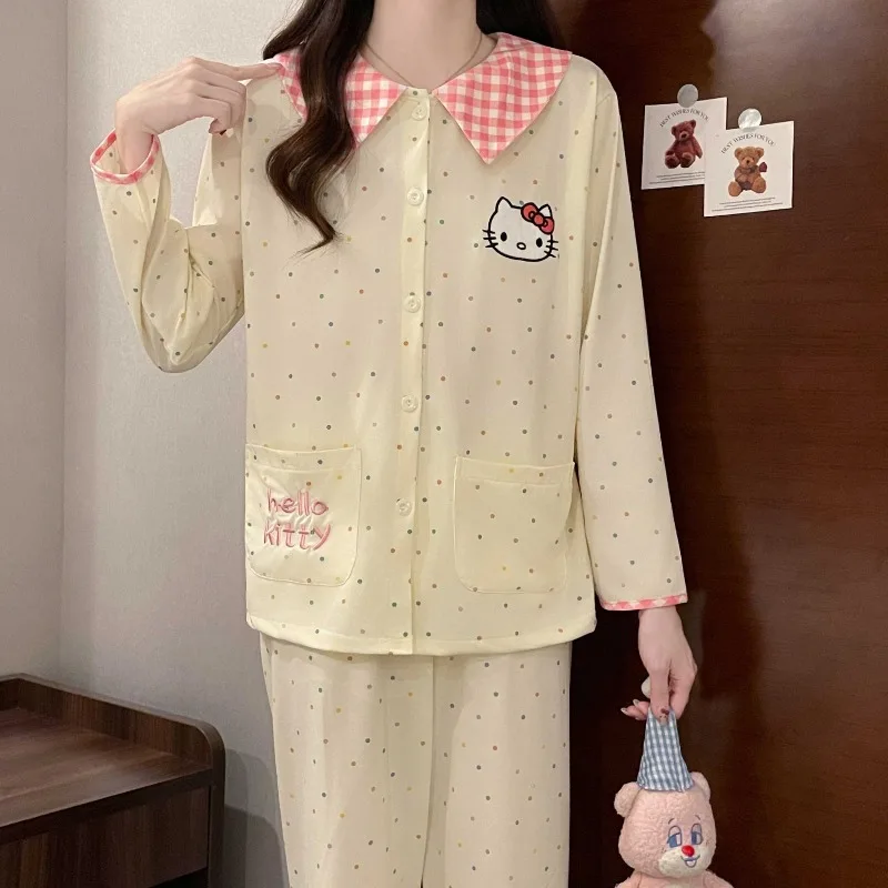 Spring and autumn new yellow lapel imitation cotton cute cartoon Hello Kitty pajamas women's long-sleeved loungewear set
Spring and autumn new yellow lapel imitation cotton cute cartoon Hello Kitty pajamas women's long-sleeved loungewear set
