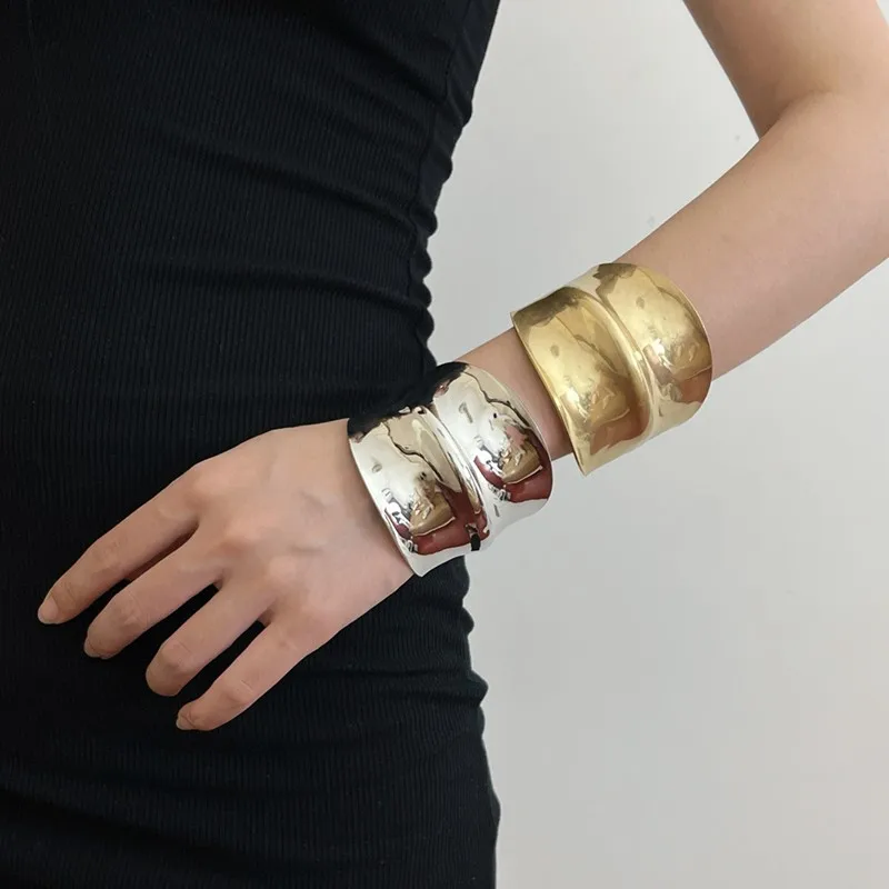 fashion metal bangle for women jewelry gold silver color large wide bracelet
fashion metal bangle for women jewelry gold silver color large wide bracelet