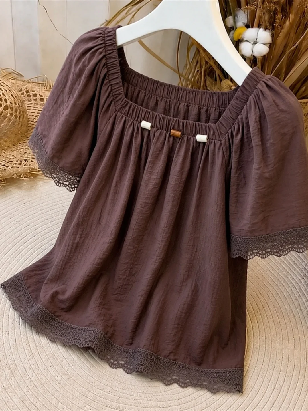 Lace Splice Loose Short Sleeve Square Collar Shirt Women's Summer Casual Versatile Fashion Design Korean Style Commute Wind
Lace Splice Loose Short Sleeve Square Collar Shirt Women's Summer Casual Versatile Fashion Design Korean Style Commute Wind
