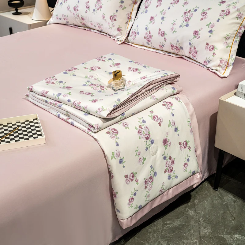 1/4pcs Washed Silk Summer Quilt Or Thin Comforter Set,Cooling Silky Blanket,Purple Flower Plant for single Double Home Bedding
1/4pcs Washed Silk Summer Quilt Or Thin Comforter Set,Cooling Silky Blanket,Purple Flower Plant for single Double Home Bedding