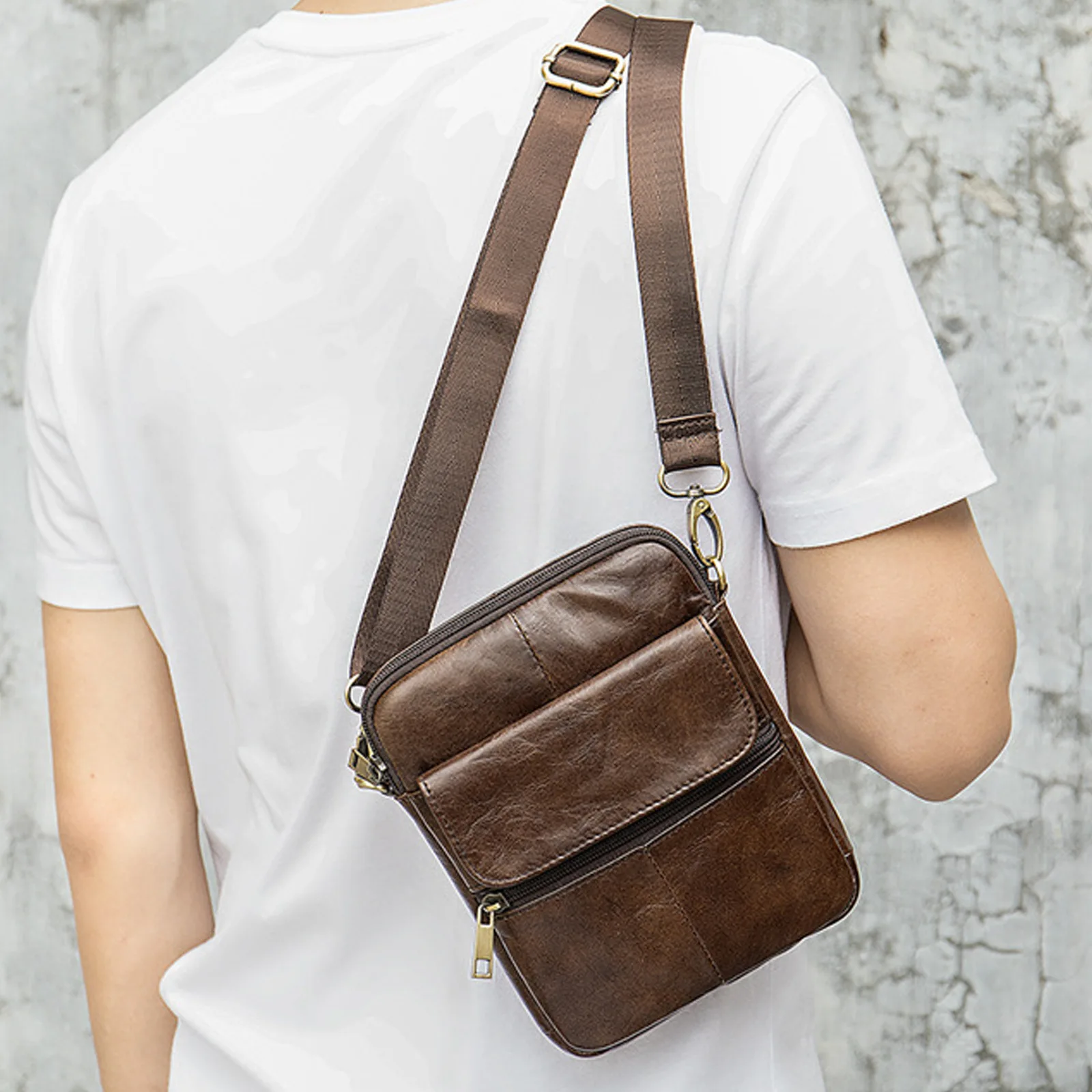 Мужская сумка на одно плечо из натуральной кожи, вертикальная квадратная плоская сумка для хранения, дорожный рюкзак через плечо с несколькими карманами
Мужская сумка на одно плечо из натуральной кожи, вертикальная квадратная плоская сумка для хранения, дорожный рюкзак через плечо с несколькими карманами