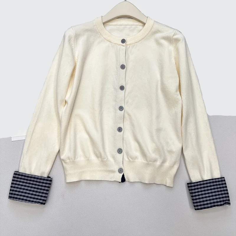 Качественный женский вязаный кардиган с вышитыми иглами. Удобный и теплый осенний свитер 25101028
Качественный женский вязаный кардиган с вышитыми иглами. Удобный и теплый осенний свитер 25101028