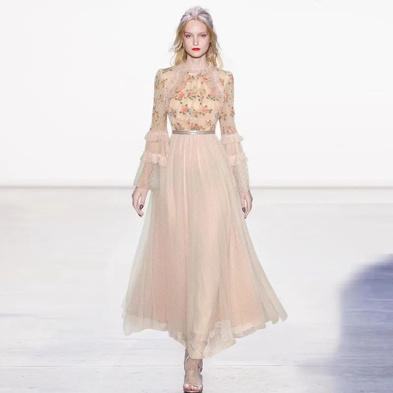 MonaAiYi 2023 New Fashion Runway Designer Women's Flare Long Sleeved Ruffle Edge Embroidery Princess Style Dress
MonaAiYi 2023 New Fashion Runway Designer Women's Flare Long Sleeved Ruffle Edge Embroidery Princess Style Dress