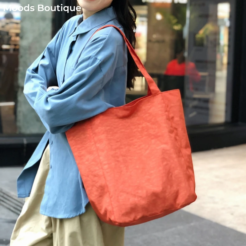 Durable Fashion Shoulder Tote Bags For Women Washed Nylon Fabric Waterproof Shopping Bag Big Capacity Shopper Totes Handbag 2024
Durable Fashion Shoulder Tote Bags For Women Washed Nylon Fabric Waterproof Shopping Bag Big Capacity Shopper Totes Handbag 2024