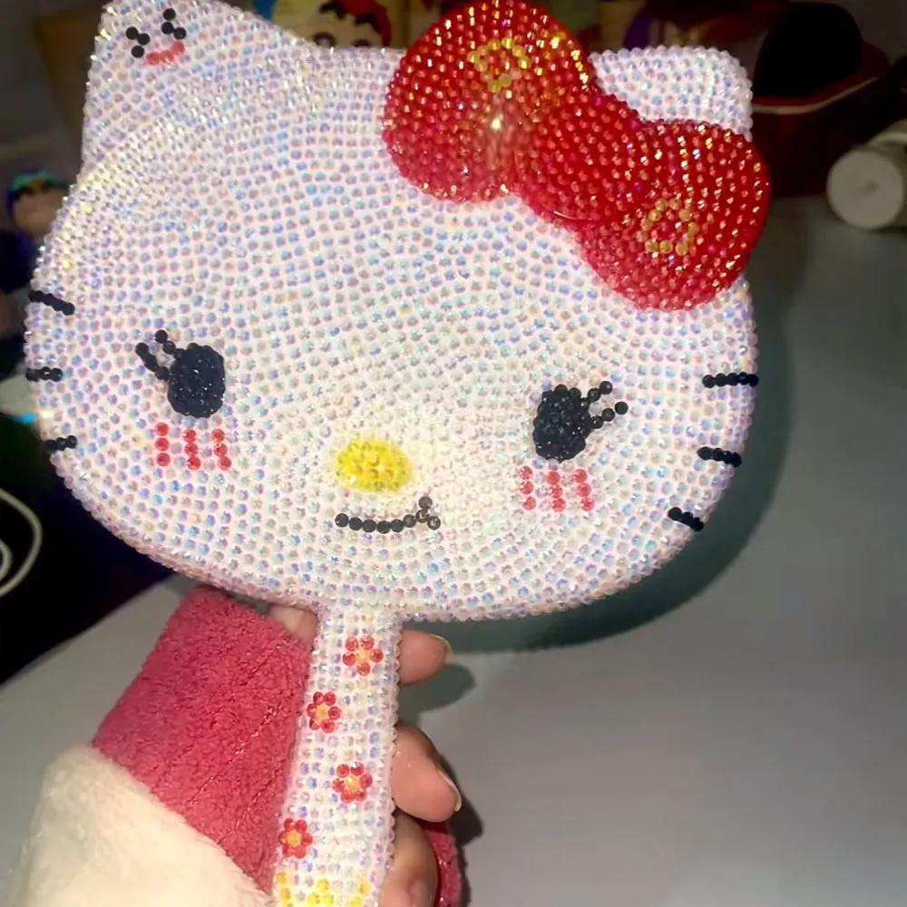 Kawaii косметическое зеркало с героями мультфильмов, блестящие стразы, милое красивое ручное зеркало с бриллиантами, розовое флип, милые подарки на день рождения
Kawaii косметическое зеркало с героями мультфильмов, блестящие стразы, милое красивое ручное зеркало с бриллиантами, розовое флип, милые подарки на день рождения