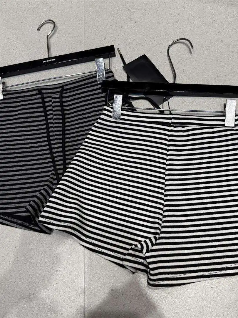 plus Size Women's Casual Stripe Color Block Short Pants Summer High Waist Loose Fit Polyester Fiber Skin-friendly Breathable
plus Size Women's Casual Stripe Color Block Short Pants Summer High Waist Loose Fit Polyester Fiber Skin-friendly Breathable