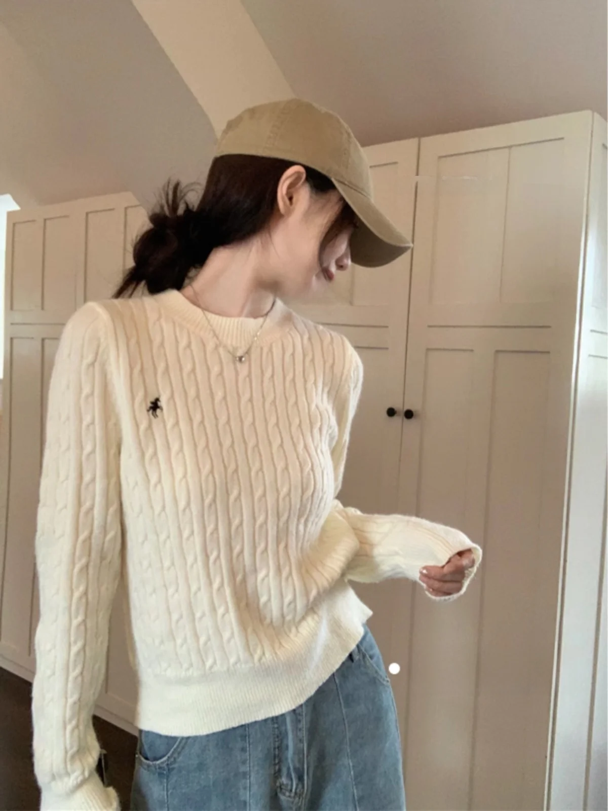 Loose Long Sve Knitted Sweater Women Autumn Winter Korean Sle Chic Lazy Sle Embroidered Twisted Knitwear round Ne
Loose Long Sve Knitted Sweater Women Autumn Winter Korean Sle Chic Lazy Sle Embroidered Twisted Knitwear round Ne