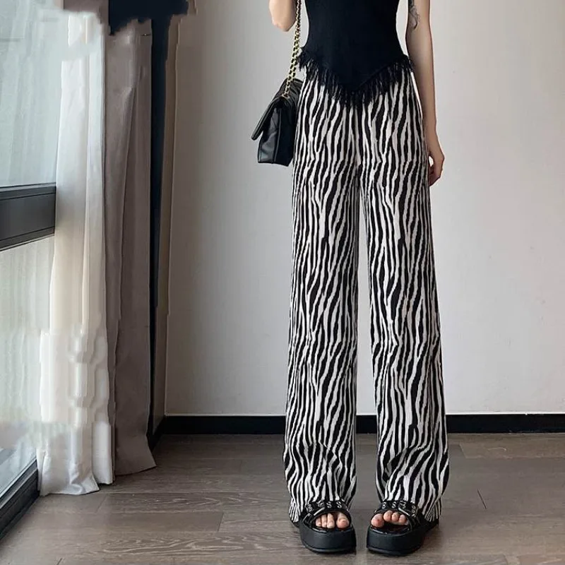 Women's Summer New Japanese Style Korean Commuter Tie Dye Printed Ruched Pocket Loose Casual Elastic High-waisted Straight Pants
Women's Summer New Japanese Style Korean Commuter Tie Dye Printed Ruched Pocket Loose Casual Elastic High-waisted Straight Pants