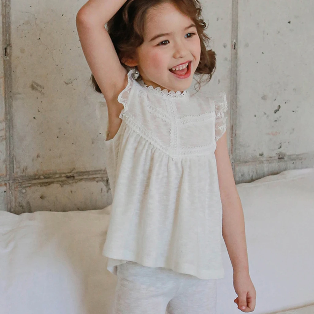 Korean Summer 2026 Children's Clothing Girls Fashion Lace Trim Vest T-Shirt in Stock Kids' Trendy Top for Girls Kids Sweatshirts
Korean Summer 2026 Children's Clothing Girls Fashion Lace Trim Vest T-Shirt in Stock Kids' Trendy Top for Girls Kids Sweatshirts
