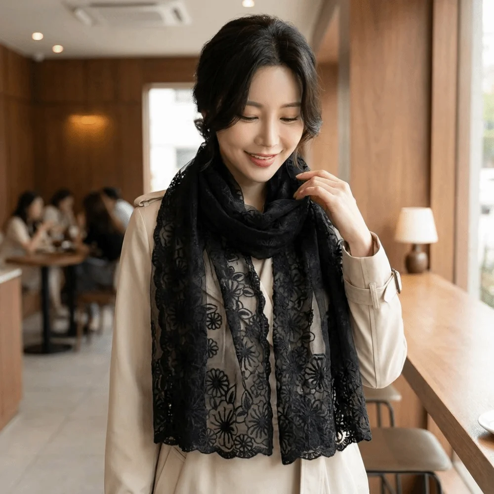 Retro Elegant Lace Scarf Long Thin Retro Style Headscarf Literary Thin Embroidered Flower Shawl Sunscreen
Retro Elegant Lace Scarf Long Thin Retro Style Headscarf Literary Thin Embroidered Flower Shawl Sunscreen