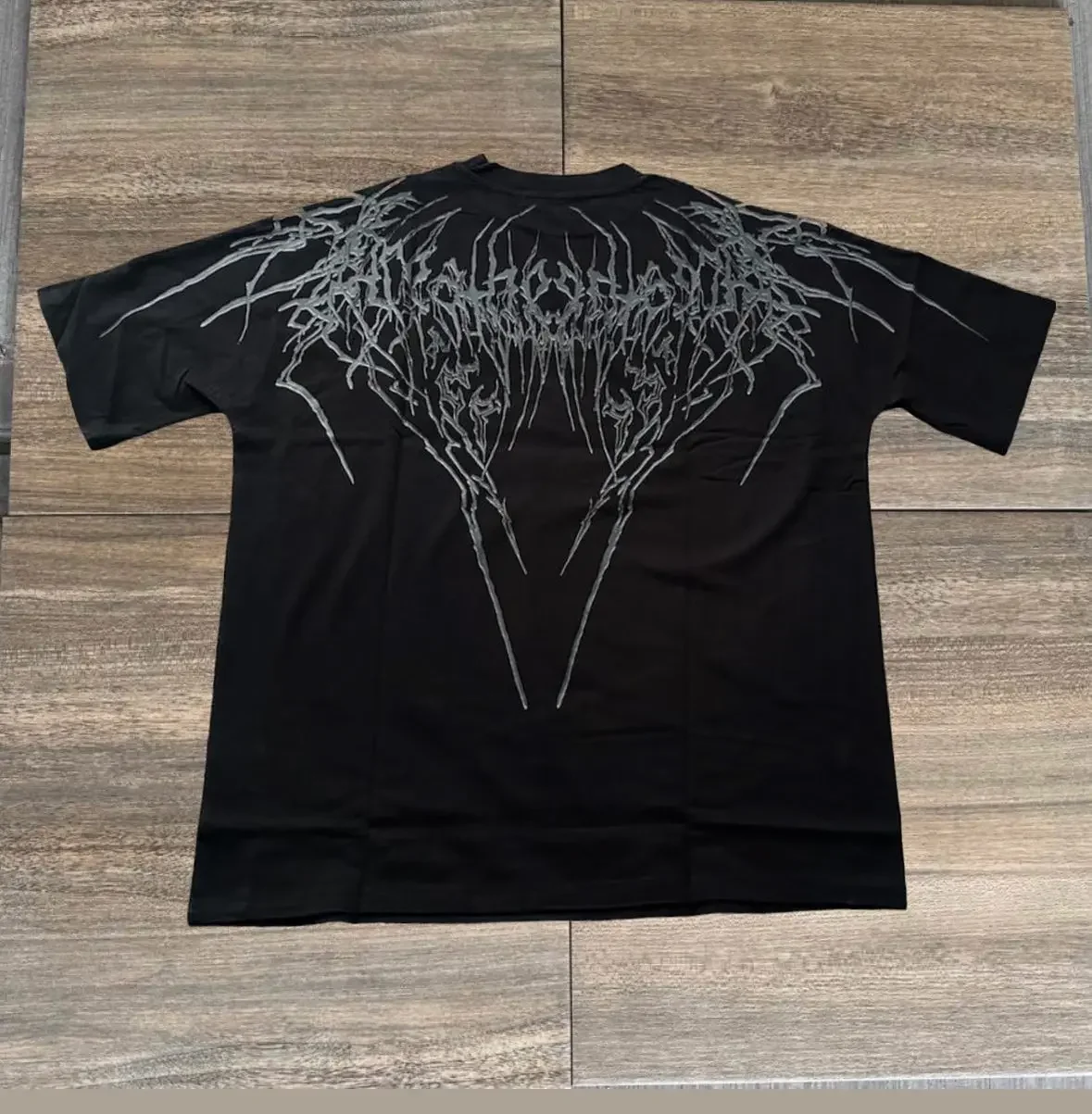 Dusk Blade Shadow Forged Oversized Cotton Tee Men Women Gothic Streetwear Print Cyber Goth Dark Fantasy Edgy Aesthetic T-Shirt
Dusk Blade Shadow Forged Oversized Cotton Tee Men Women Gothic Streetwear Print Cyber Goth Dark Fantasy Edgy Aesthetic T-Shirt