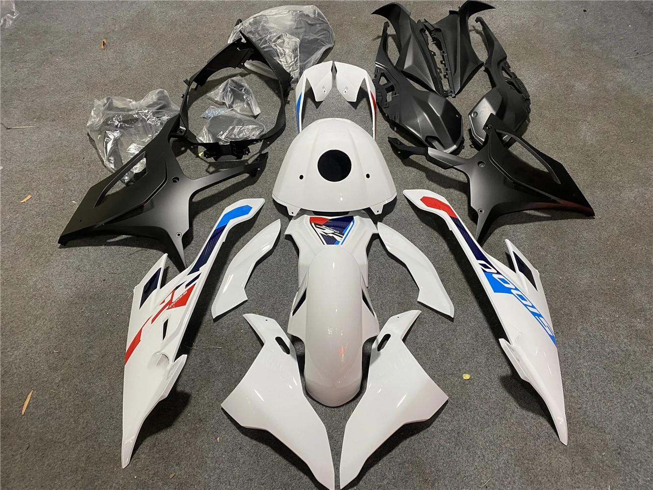 Комплект обтекателей для мотоцикла подходит для S1000RR 19 2021 22 года S1000 2019 2020 2021 2022 обтекатель синий белый корпус для мотоцикла
Комплект обтекателей для мотоцикла подходит для S1000RR 19 2021 22 года S1000 2019 2020 2021 2022 обтекатель синий белый корпус для мотоцикла
