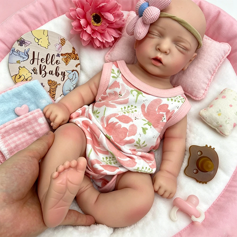 45cm Soft Touch Girl Lifelike Full Silicone Reborn Baby Easy to Clean 3D Skin Tone Newborn Doll for Adult Collectors
45cm Soft Touch Girl Lifelike Full Silicone Reborn Baby Easy to Clean 3D Skin Tone Newborn Doll for Adult Collectors