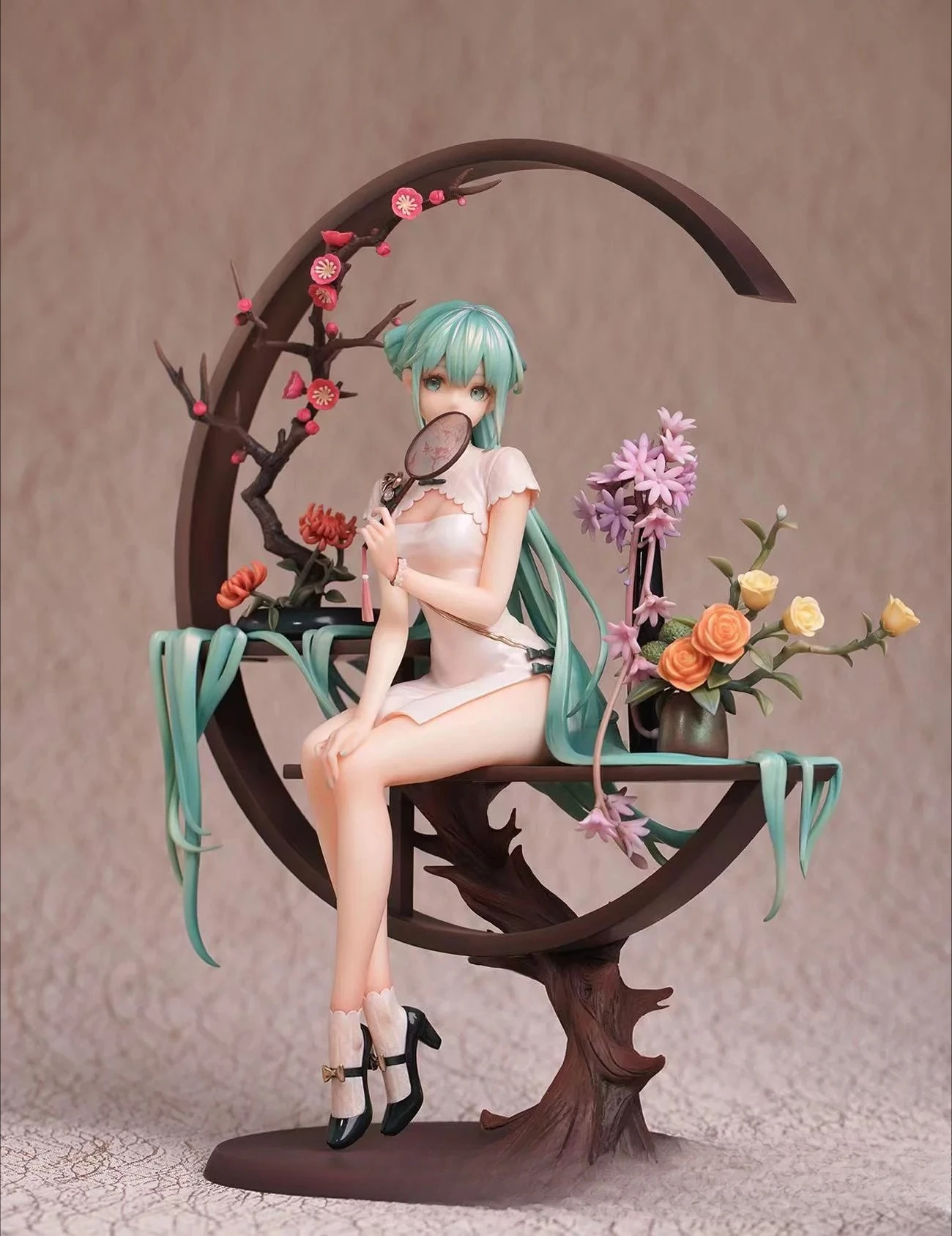 Special OfferMyethos Original 25CM VOCALOID Hatsune Miku Piapro 1/7 PVC Action Figure Anime Mol Toys Collection Doll GiftFigure
Special OfferMyethos Original 25CM VOCALOID Hatsune Miku Piapro 1/7 PVC Action Figure Anime Mol Toys Collection Doll GiftFigure