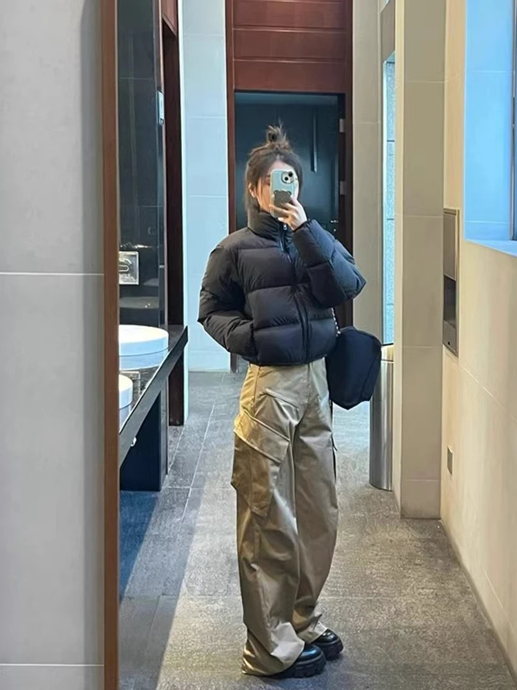 Женская зимняя теплая хлопковая куртка-пуховик с воротником-стойкой, свободного кроя, в корейском стиле, с длинными рукавами, на молнии
Женская зимняя теплая хлопковая куртка-пуховик с воротником-стойкой, свободного кроя, в корейском стиле, с длинными рукавами, на молнии