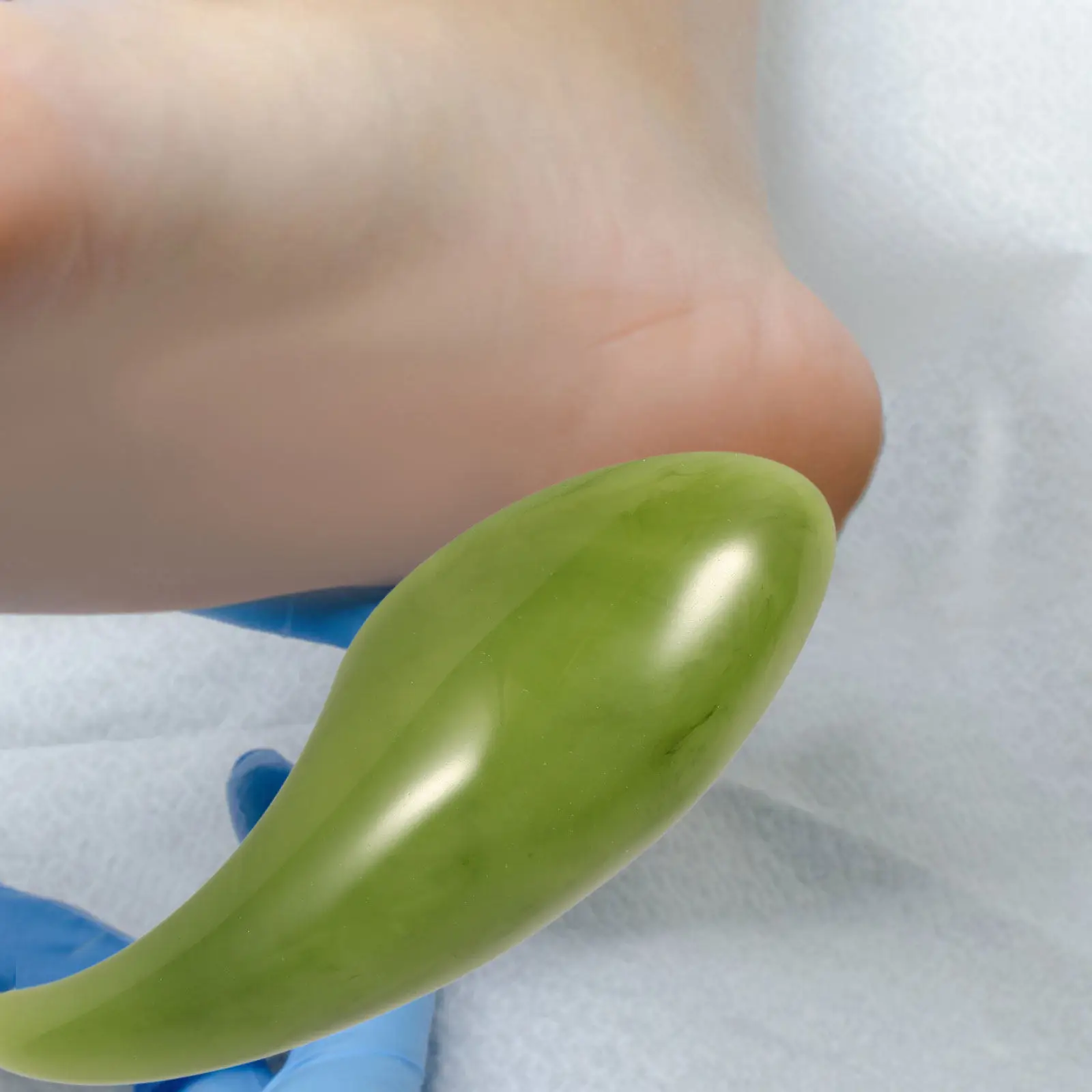 Педикюрная пилка для ног, средство для удаления мозолей, очиститель от омертвевшей кожи, ручной скраб для ног, эргономичная форма, для мужчин, женщин, пожилых людей, портативный.
Педикюрная пилка для ног, средство для удаления мозолей, очиститель от омертвевшей кожи, ручной скраб для ног, эргономичная форма, для мужчин, женщин, пожилых людей, портативный.