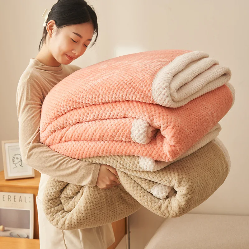 Three-Layer Warm Flannel Blanket Solid Color Casual Soft Thermal Sofa Cover Winter Simple Plaid Fleece Velet Bedding Bedspread
Three-Layer Warm Flannel Blanket Solid Color Casual Soft Thermal Sofa Cover Winter Simple Plaid Fleece Velet Bedding Bedspread