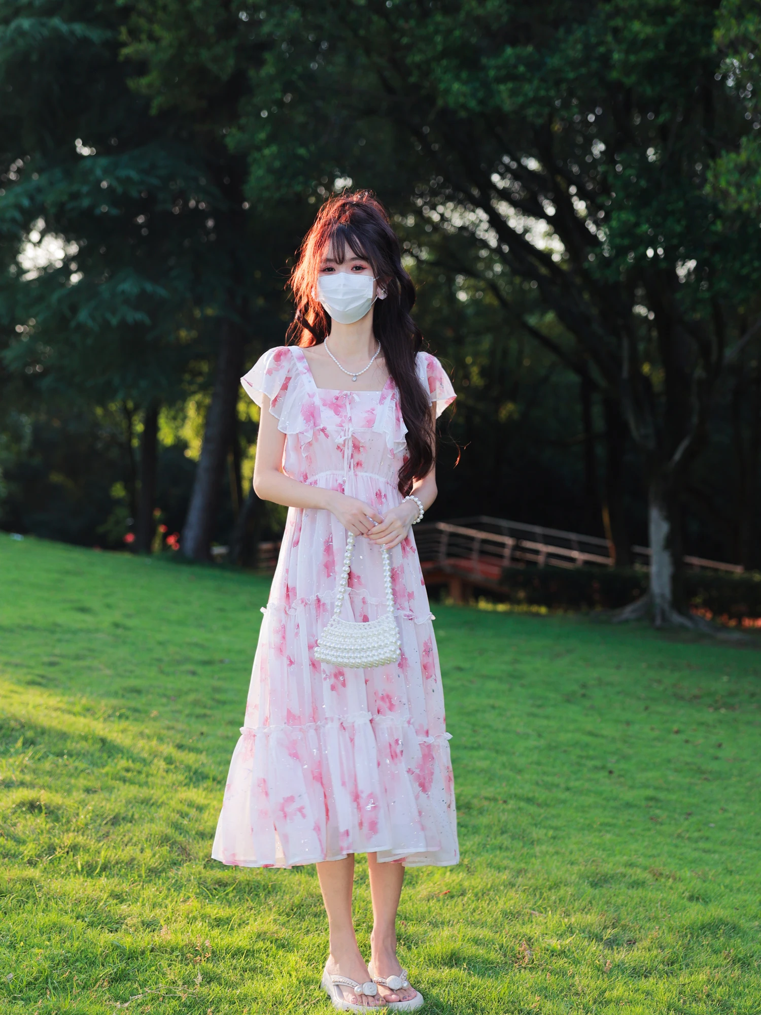 Huaqizhu Lu Amber Garden Summer Print Maxi Dress Women's Holiday Beach Print Dress Loose Fit Elastic Waist Polyester Fabric
Huaqizhu Lu Amber Garden Summer Print Maxi Dress Women's Holiday Beach Print Dress Loose Fit Elastic Waist Polyester Fabric