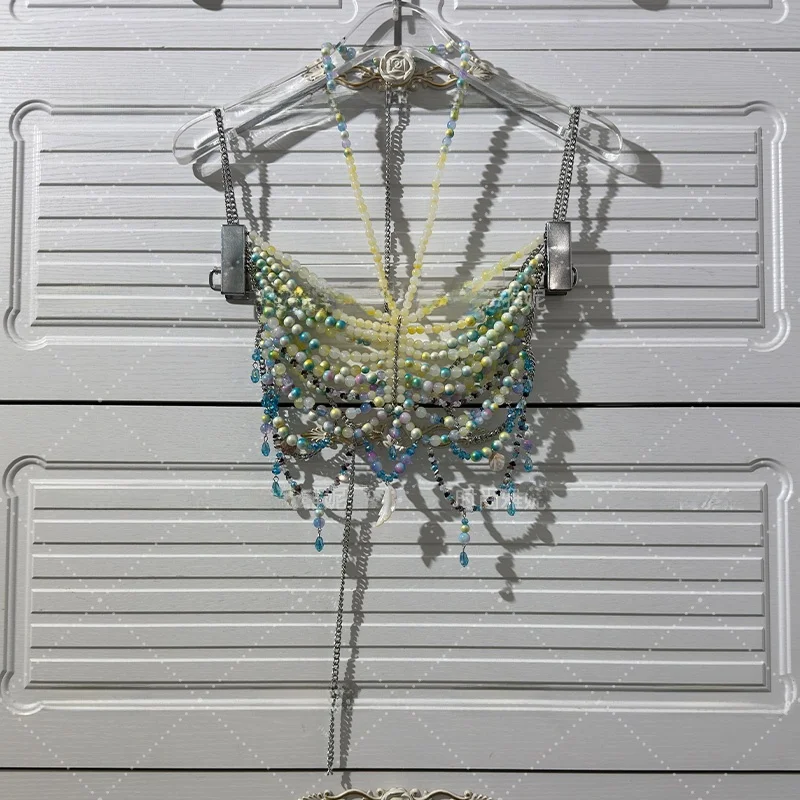 Модный женский летний топ-бандо с жемчужными бусинами и бретельками, без рукавов
Модный женский летний топ-бандо с жемчужными бусинами и бретельками, без рукавов