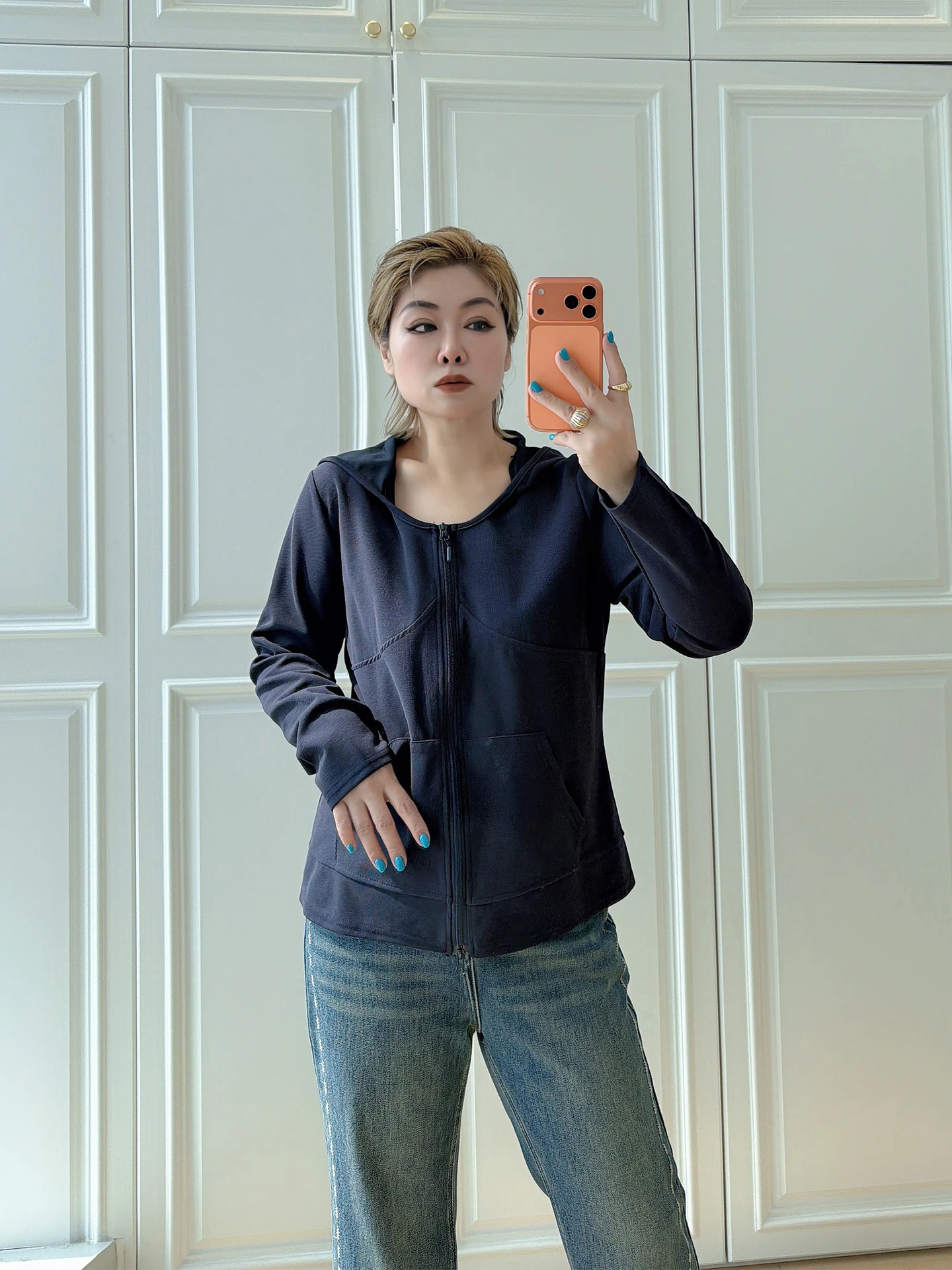 Casual Hooded Zipper Sweater plus Size Women's Fashion Slimming Color Trendy Top for Heavy Girls Spring Outerwear
Casual Hooded Zipper Sweater plus Size Women's Fashion Slimming Color Trendy Top for Heavy Girls Spring Outerwear