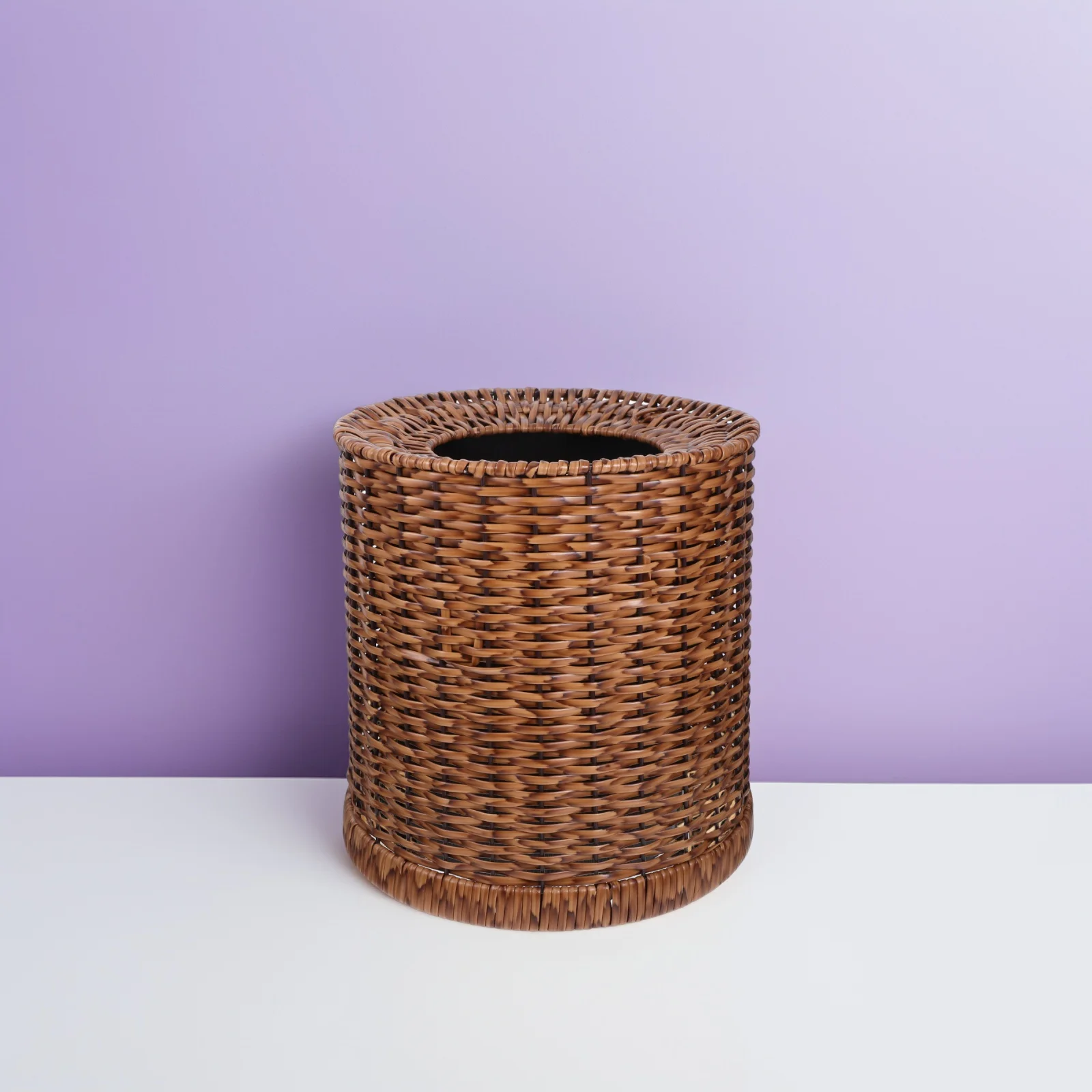 Rattan Style Trash Can Large Capacity Retro Home Office Waste Basket Garbage Container Easy Clean Recycling Paper
Rattan Style Trash Can Large Capacity Retro Home Office Waste Basket Garbage Container Easy Clean Recycling Paper