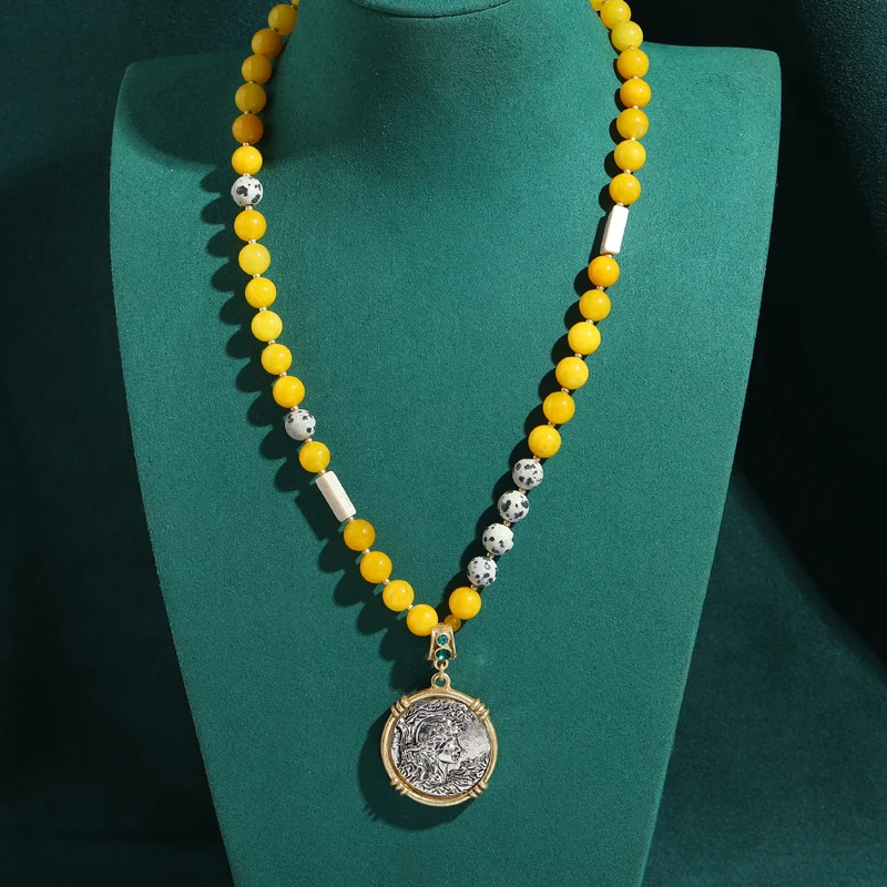 Vintage Beeswax Yellow Natural Stone Beads Necklace Pendent Retro Cameo Head Coin Jewelry Gold Color Women Anniversary Souvenir
Vintage Beeswax Yellow Natural Stone Beads Necklace Pendent Retro Cameo Head Coin Jewelry Gold Color Women Anniversary Souvenir