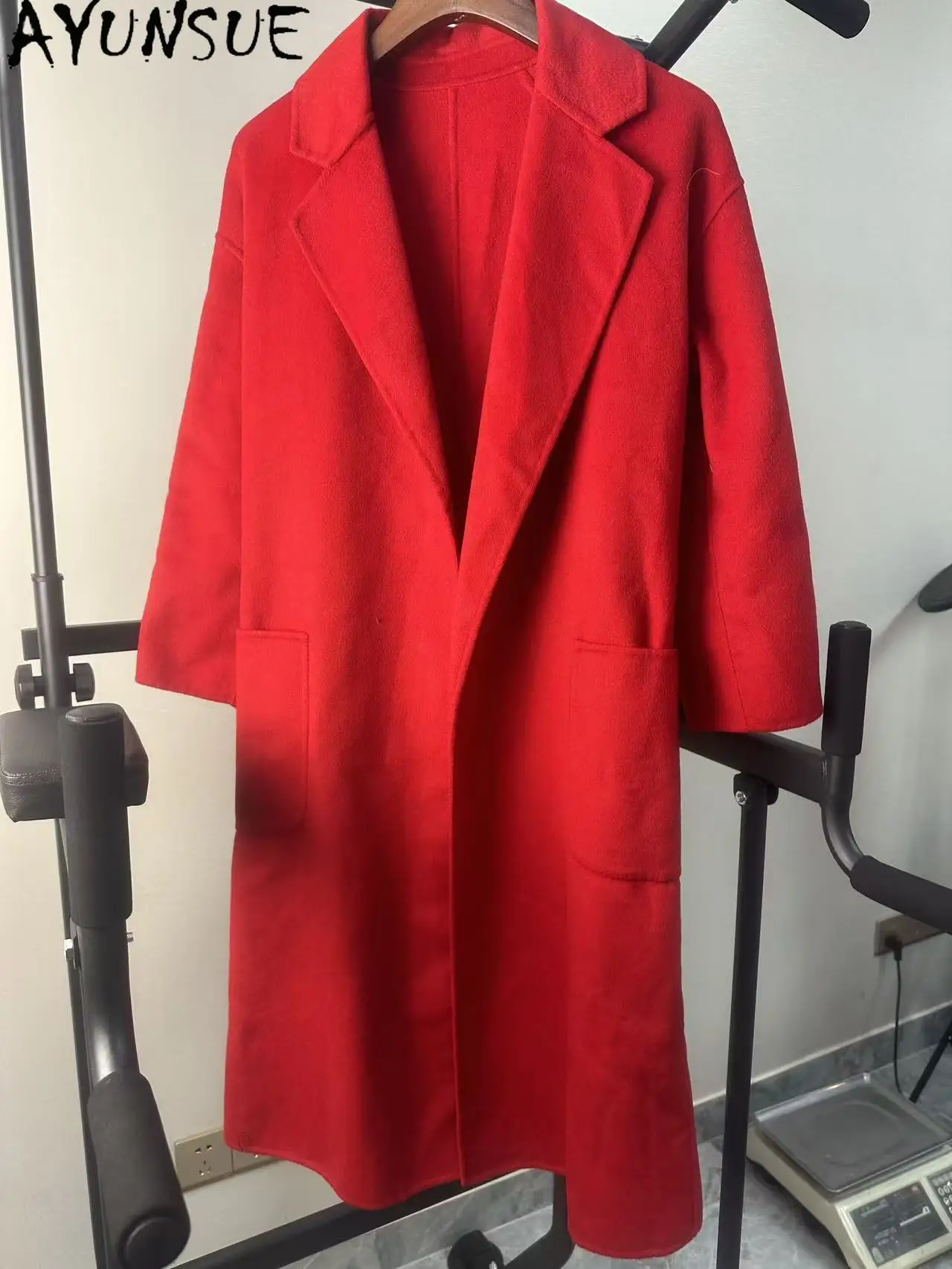 AYUNSUE Real Wool Jacket Women Winter Clothes Mid-length Trench Coat Belt Unique Promotion Minor Flaws No Refund No Exchange
AYUNSUE Real Wool Jacket Women Winter Clothes Mid-length Trench Coat Belt Unique Promotion Minor Flaws No Refund No Exchange