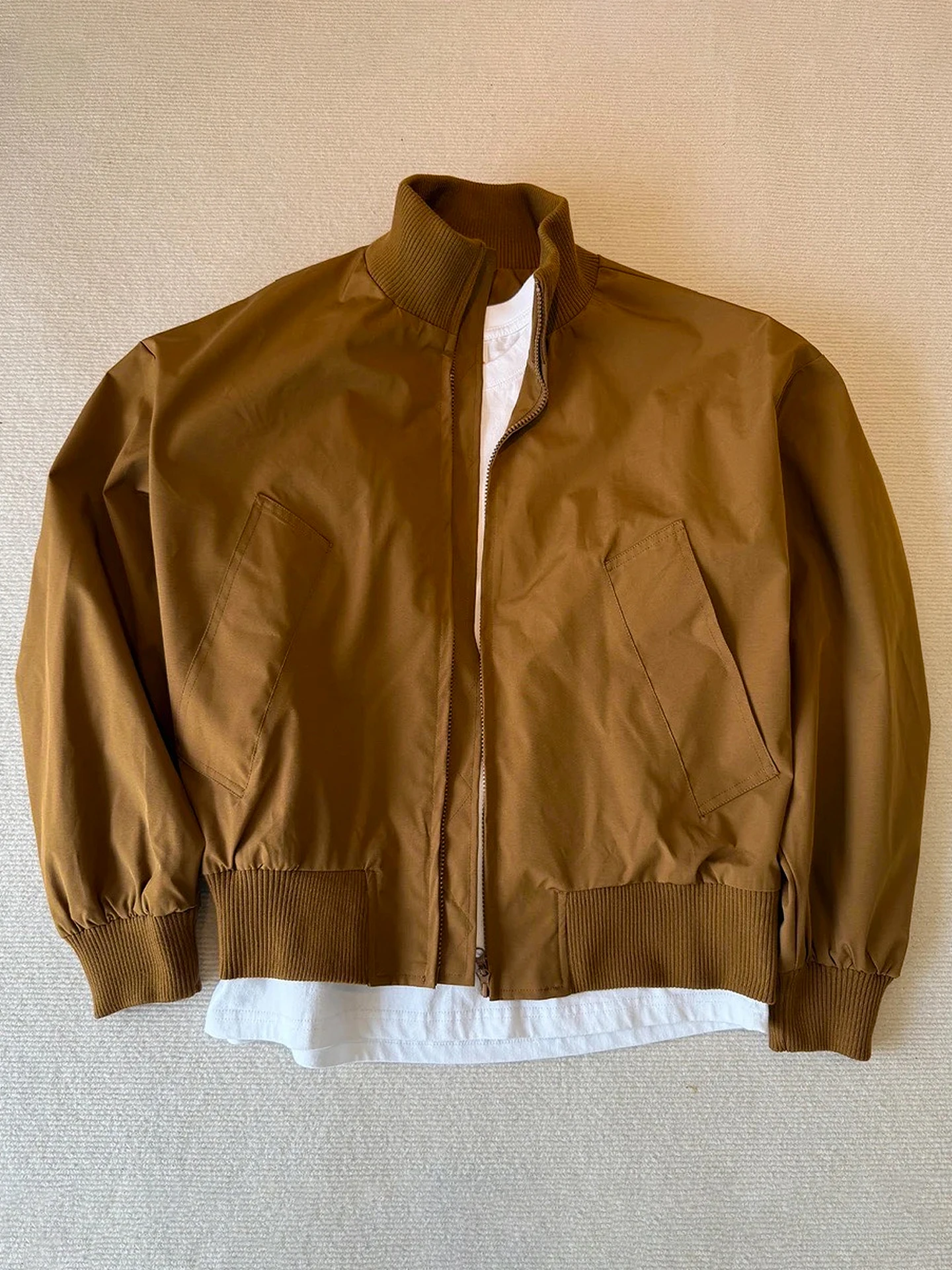 Куртка-бомбер мужская Brown American Sle Pilot, осенняя, для активного отдыха, из полиэстера, в стиле Cleanfit Baseball Sle
Куртка-бомбер мужская Brown American Sle Pilot, осенняя, для активного отдыха, из полиэстера, в стиле Cleanfit Baseball Sle