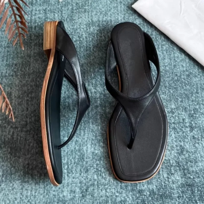 Women Flats Flip Flops Fashion Clip Toe Slippers Retro Shoes Summer Sandals 2025 New Slingback Woman Slides Mujer Zapatillas
Women Flats Flip Flops Fashion Clip Toe Slippers Retro Shoes Summer Sandals 2025 New Slingback Woman Slides Mujer Zapatillas