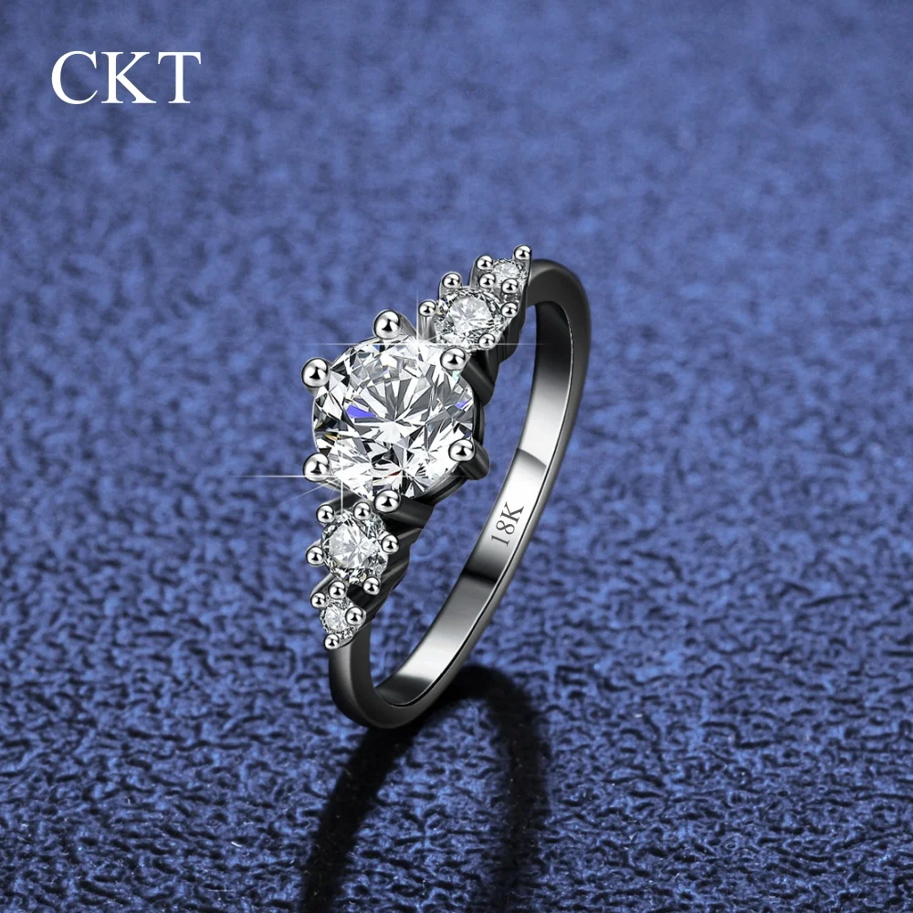 CKT Real 18k White Gold Ring for Women's Classic Six-claw Platinum Pt950ring Fashion Classic 1ct Diamond Moissanite Fine Jewelry
CKT Real 18k White Gold Ring for Women's Classic Six-claw Platinum Pt950ring Fashion Classic 1ct Diamond Moissanite Fine Jewelry