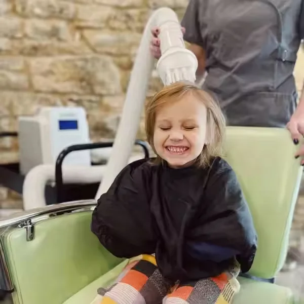 Adults/children Remove Lice and Eggs Lice Machine Retractable Hose v Comb Head Lice Treatment Machine
Adults/children Remove Lice and Eggs Lice Machine Retractable Hose v Comb Head Lice Treatment Machine