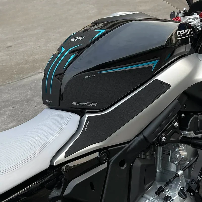 Для CFMOTO SR675 675SR 675 SR 675SR-R 2025+ Мотоцикл 3M Противоскользящая накладка на бак Наклейки Накладка Боковая газовая наколенница Защитная наклейка
Для CFMOTO SR675 675SR 675 SR 675SR-R 2025+ Мотоцикл 3M Противоскользящая накладка на бак Наклейки Накладка Боковая газовая наколенница Защитная наклейка