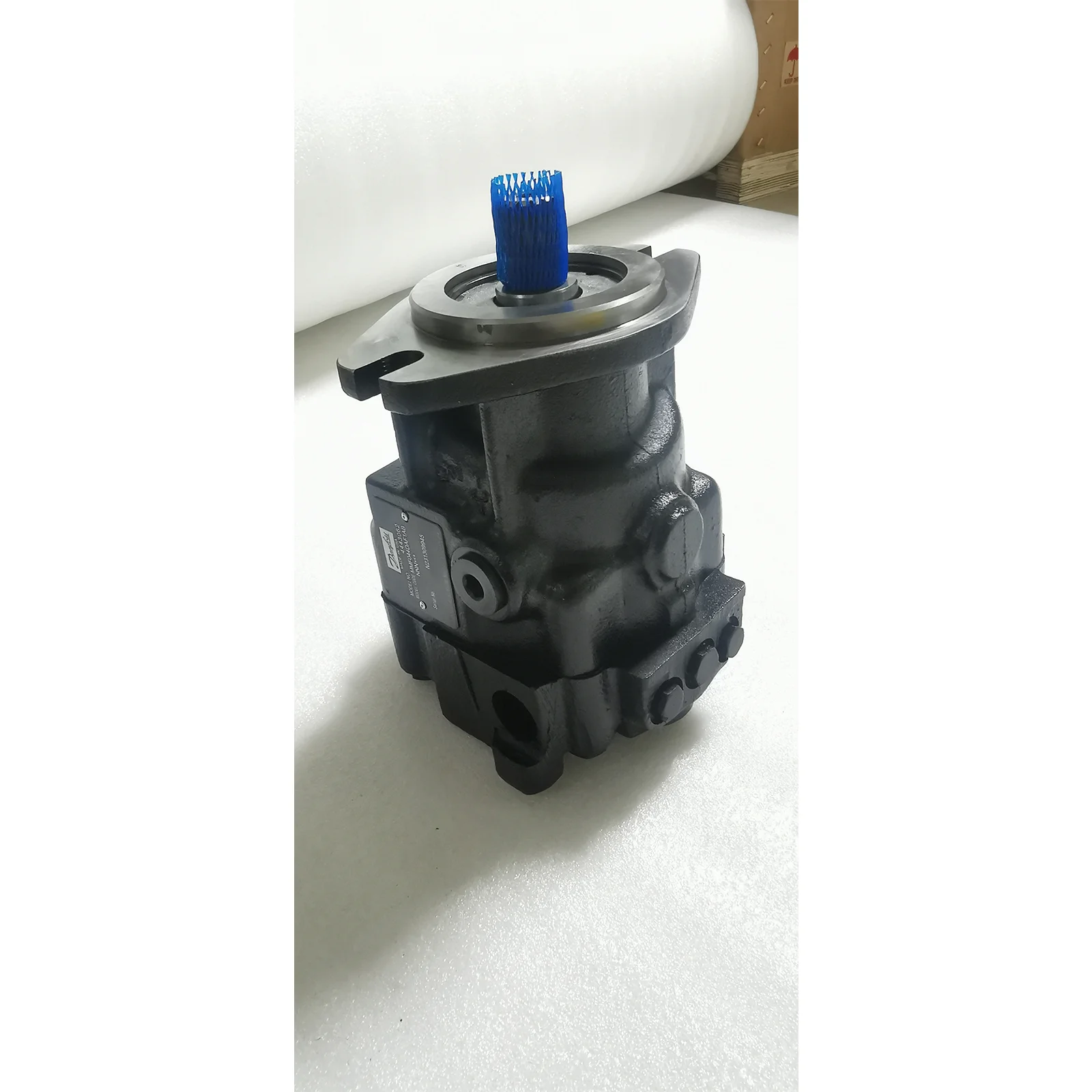 Strength Factory Series 40 Axial Piston Motors MMF044DAF1ABNNN Hydraulic Motors MMF MMV Full Series Hydraulic Piston Motors
Strength Factory Series 40 Axial Piston Motors MMF044DAF1ABNNN Hydraulic Motors MMF MMV Full Series Hydraulic Piston Motors