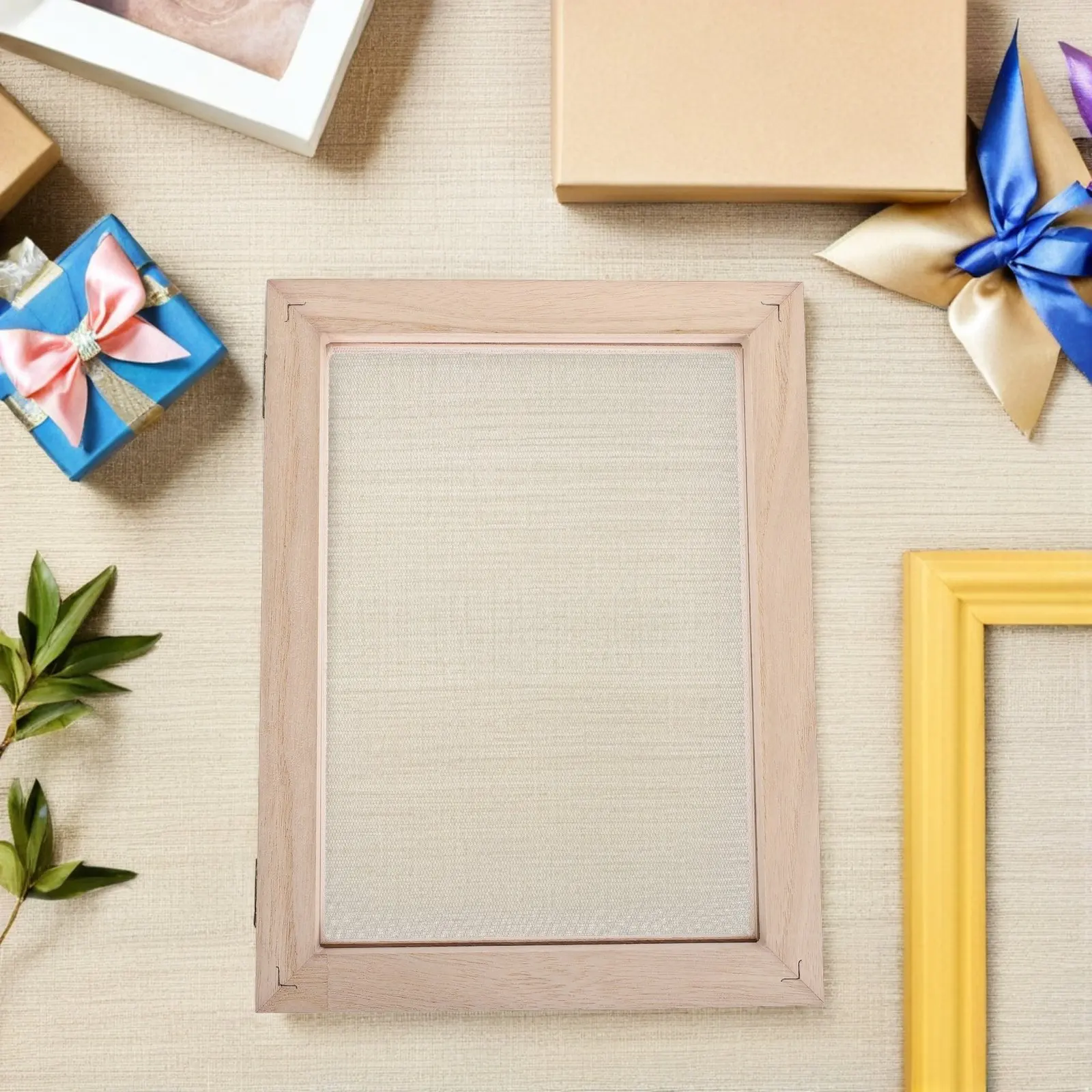 1Set A5 Wooden Paper Making Kit Frame with Dual Mold Deckle Screen Mesh Replacement for Handmade Paper Crafts Dried Flower Art
1Set A5 Wooden Paper Making Kit Frame with Dual Mold Deckle Screen Mesh Replacement for Handmade Paper Crafts Dried Flower Art