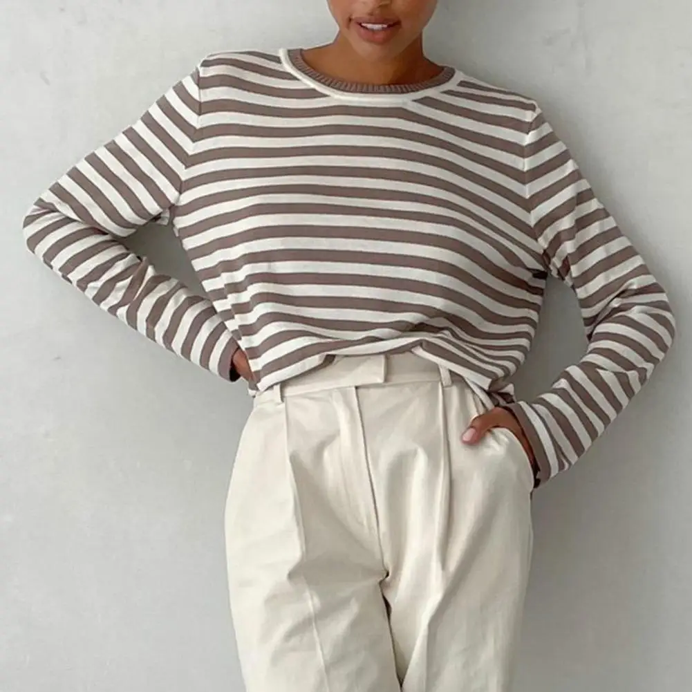 Women's Autumn and Winter Striped Pullover 2 Simple and Stylish Round Neck Long Sleeved Warm Knit Striped Sweater
Women's Autumn and Winter Striped Pullover 2 Simple and Stylish Round Neck Long Sleeved Warm Knit Striped Sweater