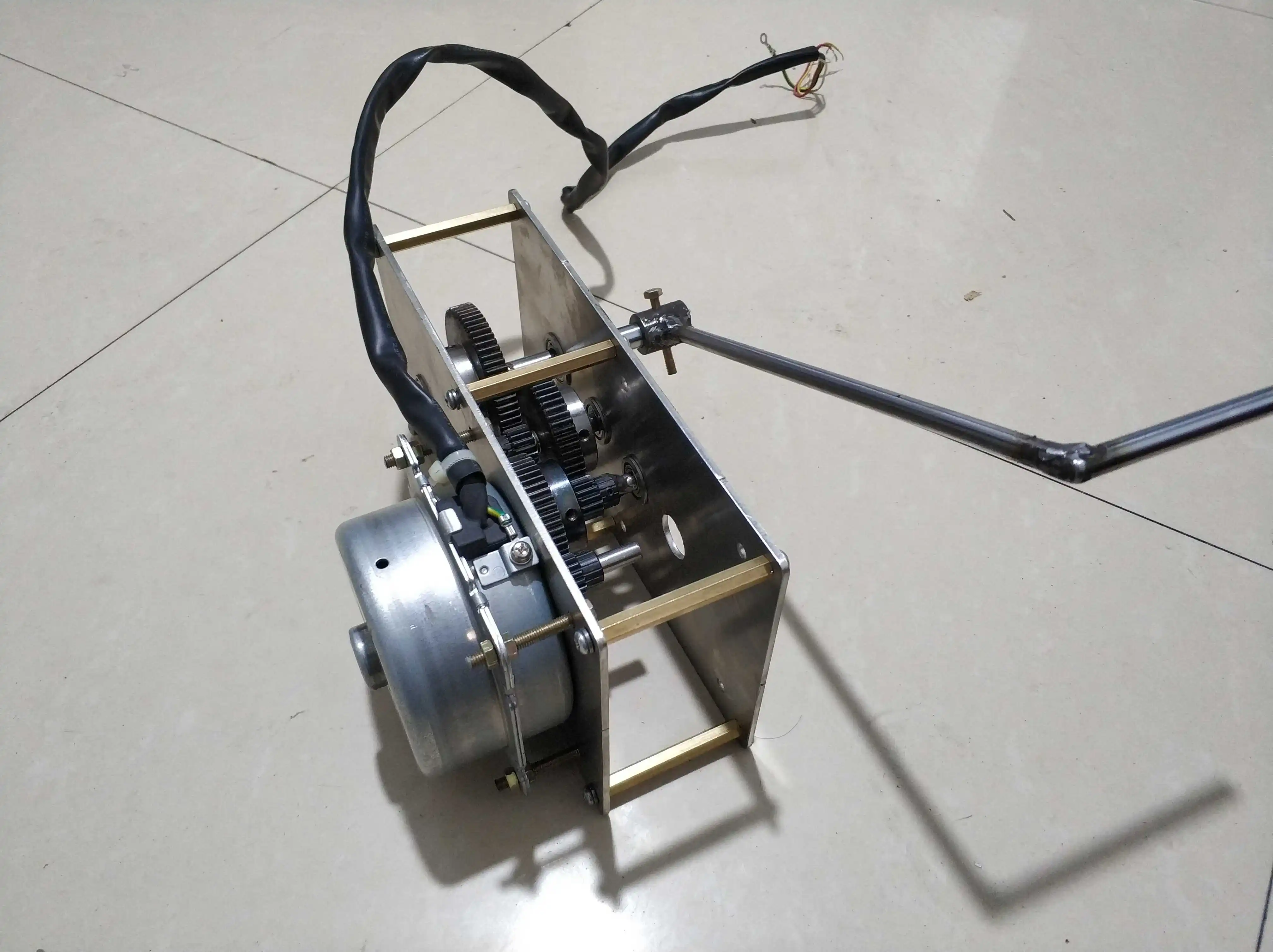 220 v380v v 200 Вт ручной генератор с постоянным магнитом бесщеточный трехфазный четырехпроводной связующий гидравлический редуктор для роста
220 v380v v 200 Вт ручной генератор с постоянным магнитом бесщеточный трехфазный четырехпроводной связующий гидравлический редуктор для роста