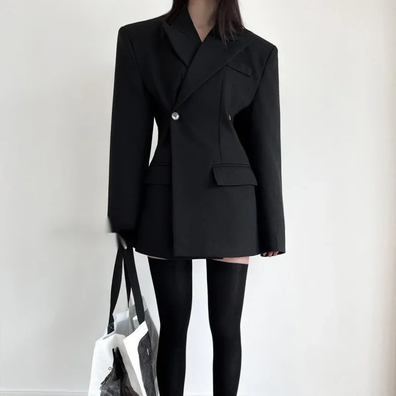 SuperAen Black Waist Suit Women's Spring and Autumn New Turn-down Collar Long-sleeved Casual Blazer Jacket
SuperAen Black Waist Suit Women's Spring and Autumn New Turn-down Collar Long-sleeved Casual Blazer Jacket