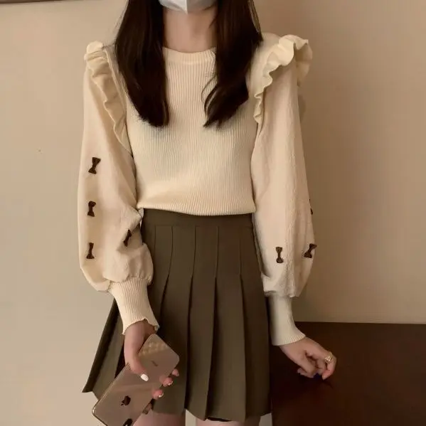 Korean Spring Autumn Top Lazy Women's New Knitted Sweater 2025 Retro Design Fake Two-piece Long-sleeved Sweater
Korean Spring Autumn Top Lazy Women's New Knitted Sweater 2025 Retro Design Fake Two-piece Long-sleeved Sweater